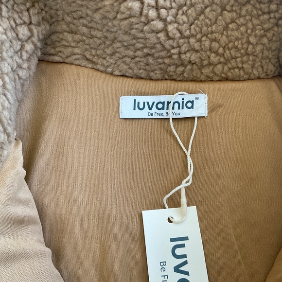 Brand new women’s fleece zip jacket - Picture 3 of 5